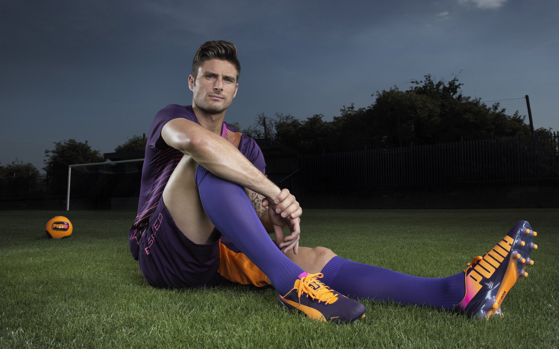 姆巴佩续约巴黎圣日耳曼至2026年，姆巴佩在巴黎几号